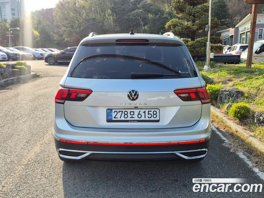 Volkswagen Tiguan — фото 6