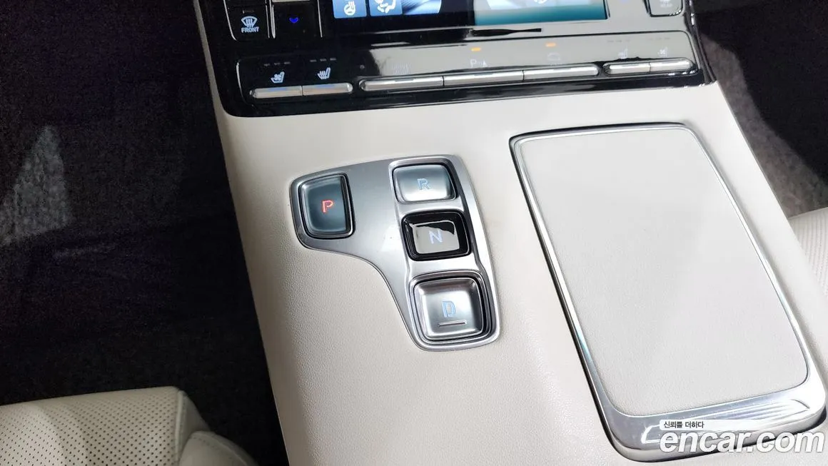 Hyundai Grandeur — фото 10