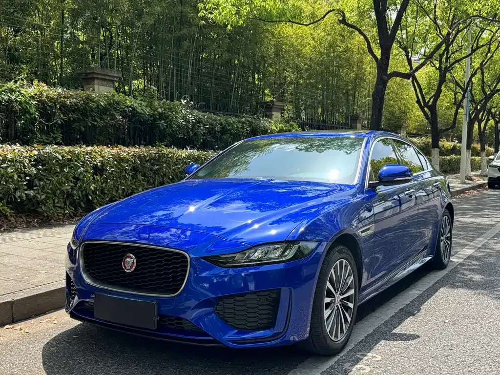 Jaguar XEL — фото 1