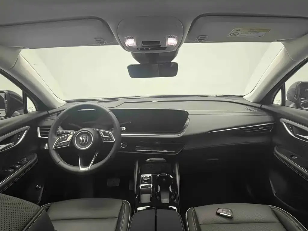 Buick Envision Plus — фото 6