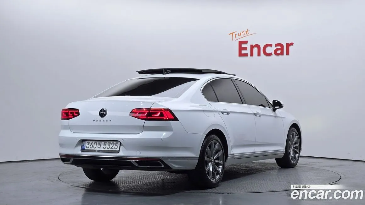 Volkswagen Passat — фото 3