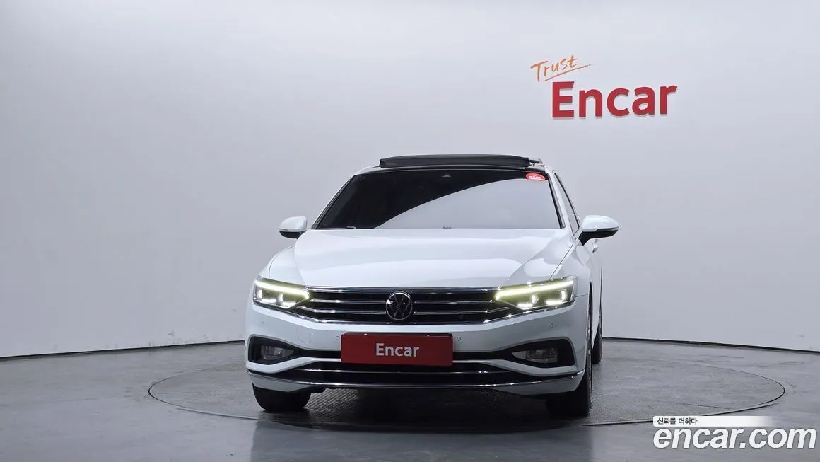 Volkswagen Passat — фото 7
