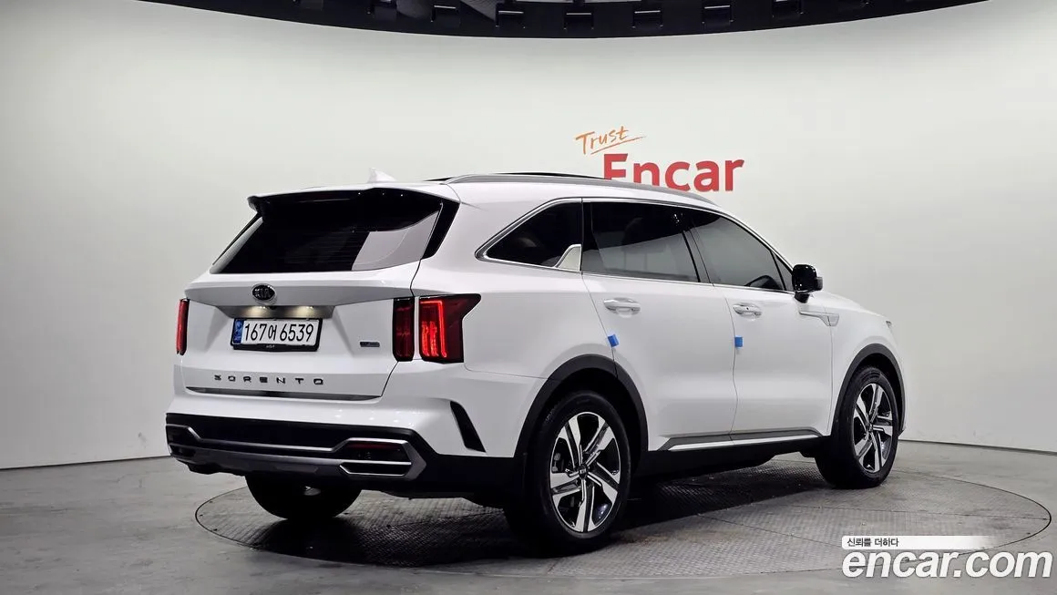 Kia Sorento — фото 3