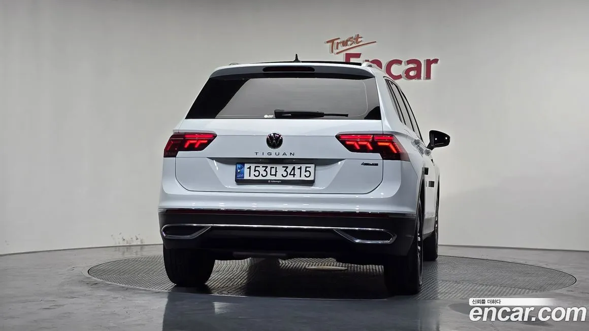 Volkswagen Tiguan — фото 3