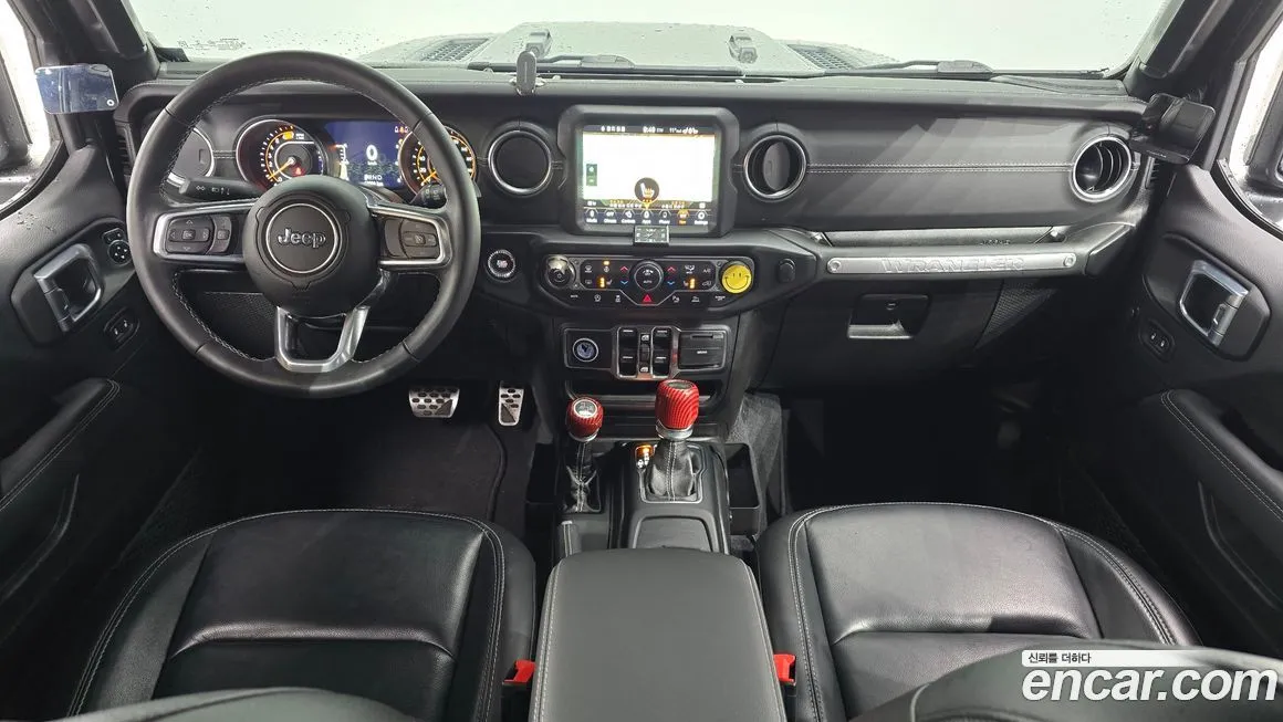 Jeep Wrangler — фото 8