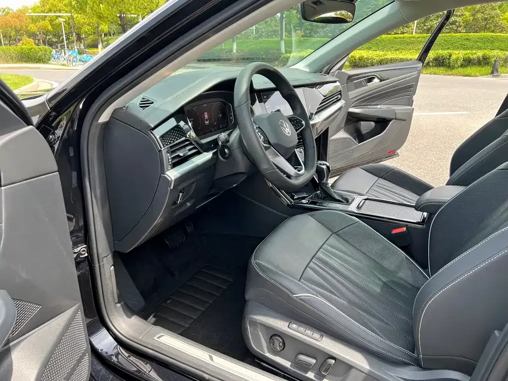 Volkswagen Passat — фото 10