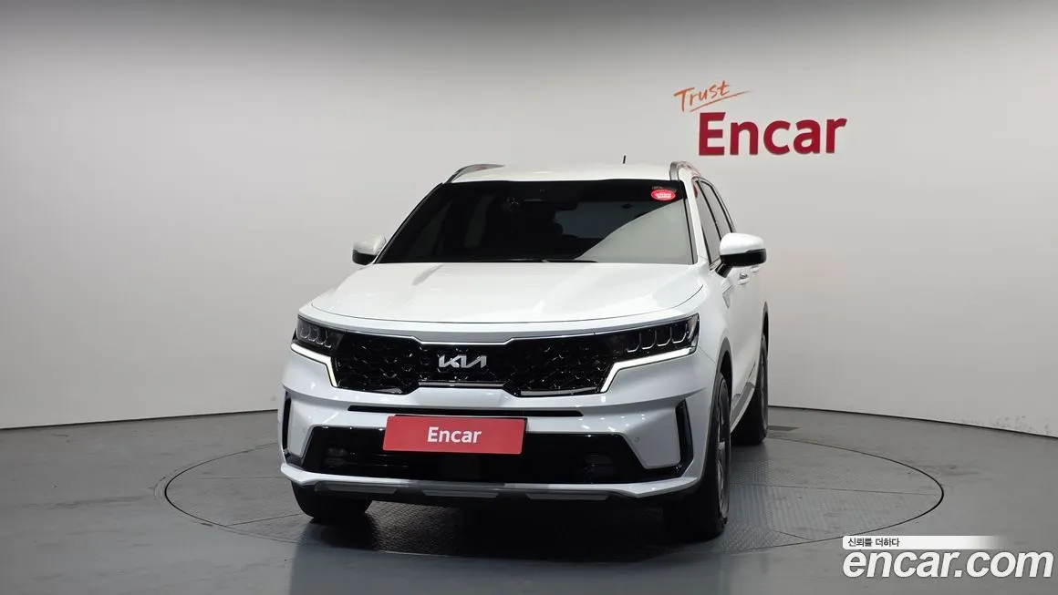 Kia Sorento — фото 10