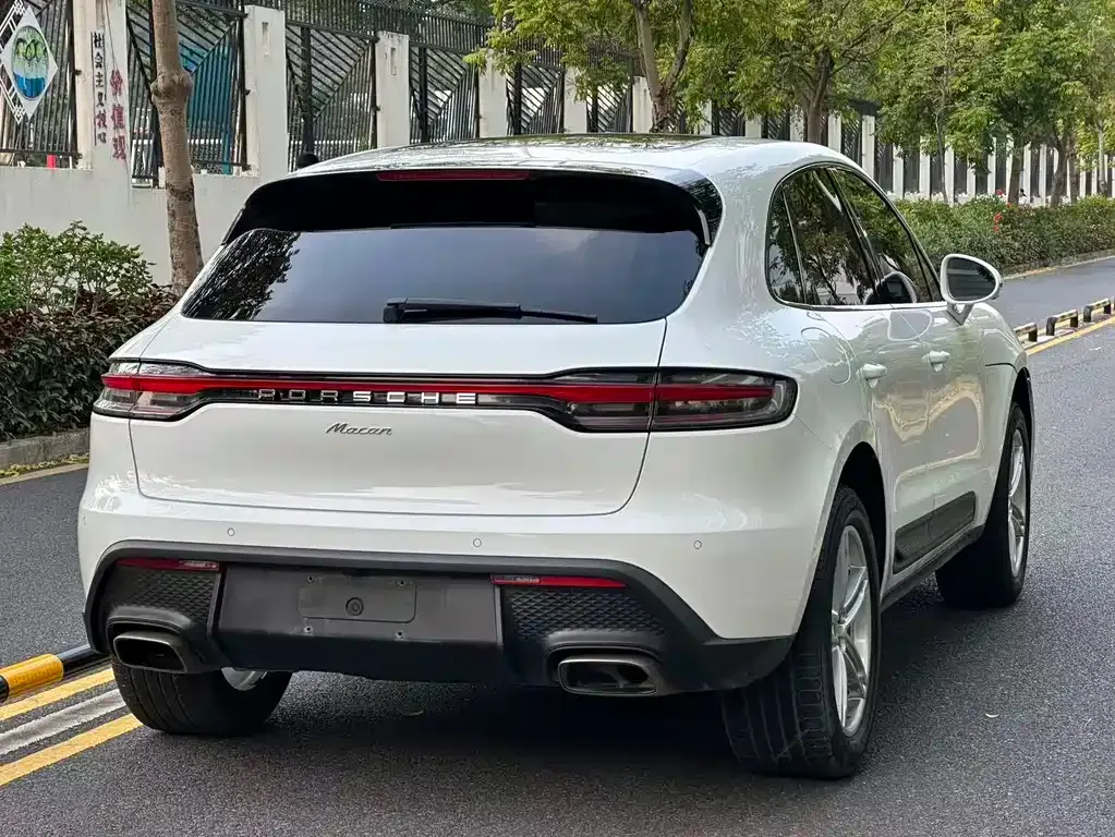Porsche Macan — фото 7