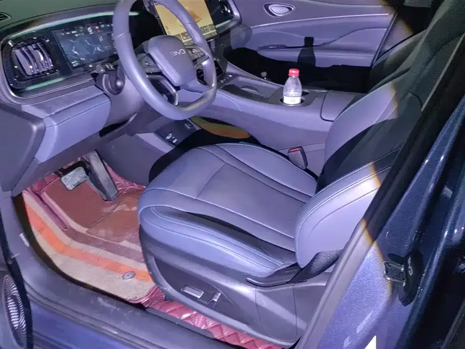 BYD Hiace 07 DM-i — фото 10
