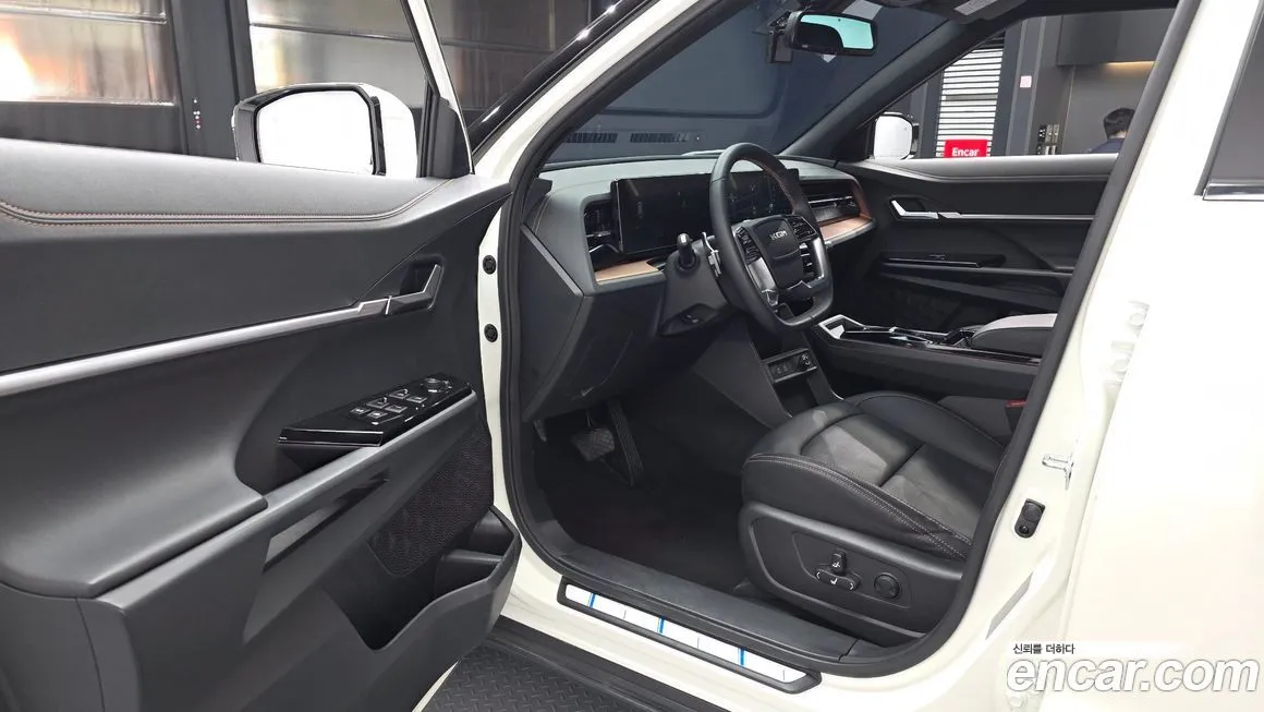 KG Mobility (Ssangyong) Torres — фото 10