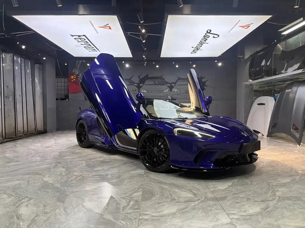McLaren GT — фото 1