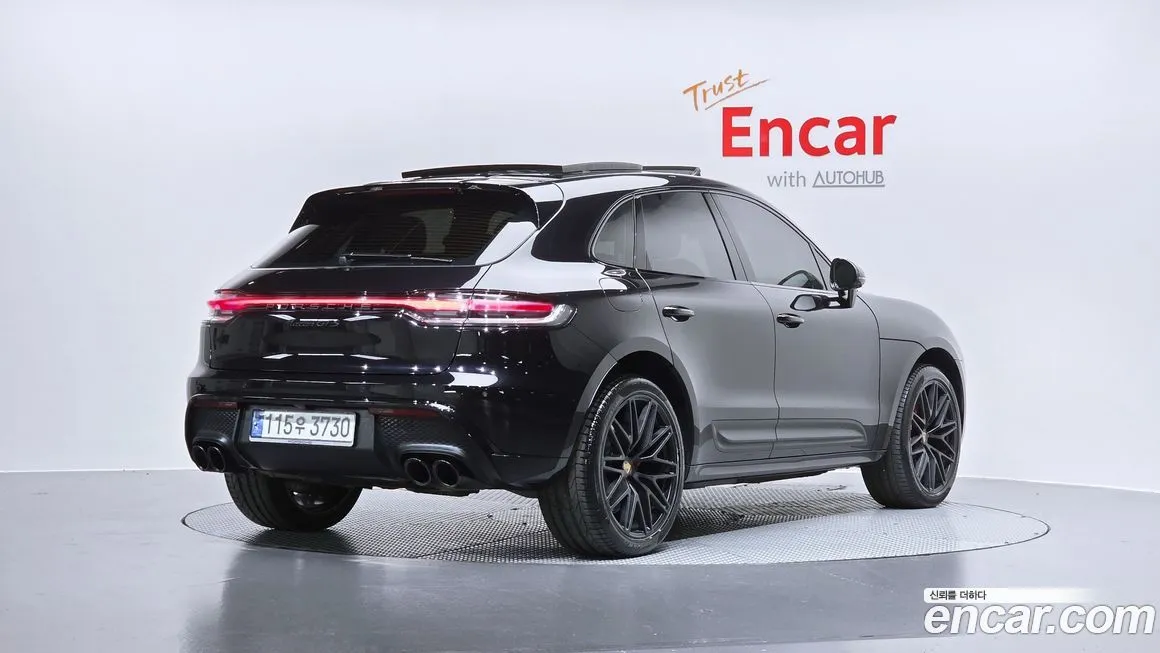 Porsche Macan — фото 5