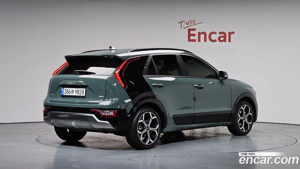 Kia Niro — фото 10