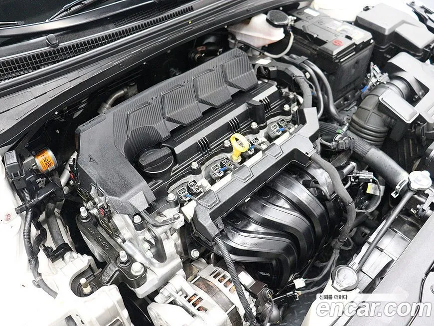 Hyundai AVANTE — фото 10