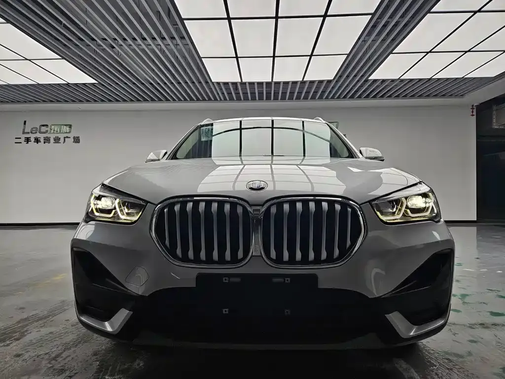 BMW X1 — фото 3