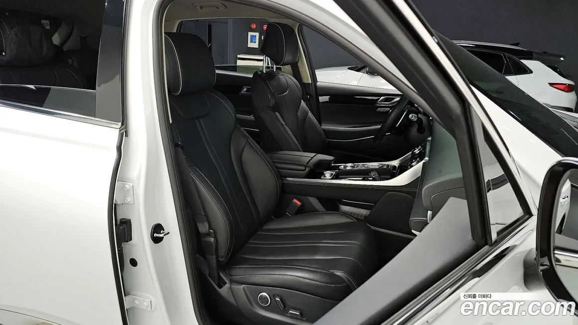 Genesis GV80 — фото 10