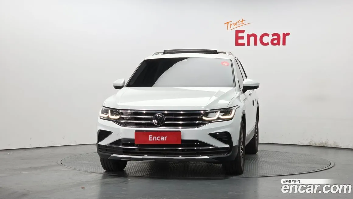 Volkswagen Tiguan — фото 2
