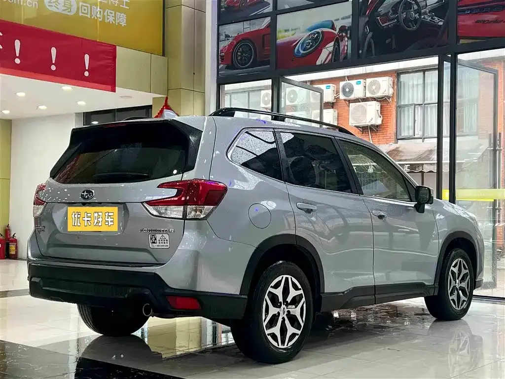 Subaru Forester — фото 2