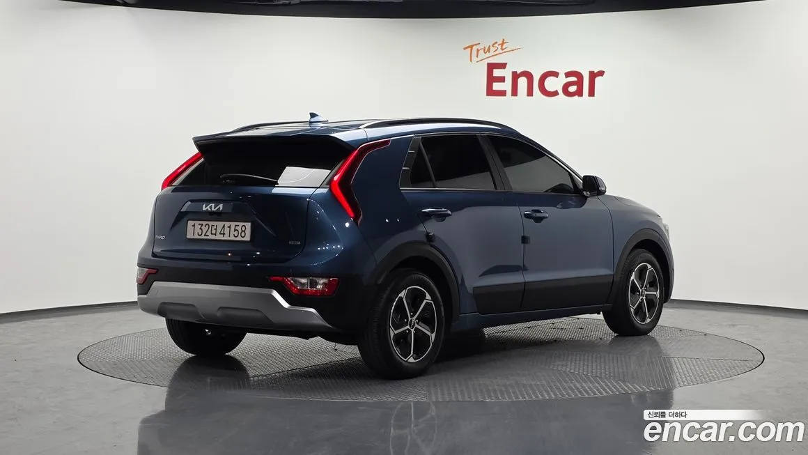 Kia Niro — фото 3