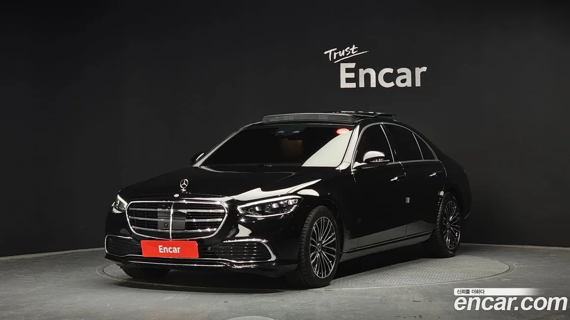 Mercedes-Benz S-Class — фото 1