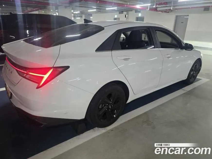 Hyundai AVANTE — фото 2