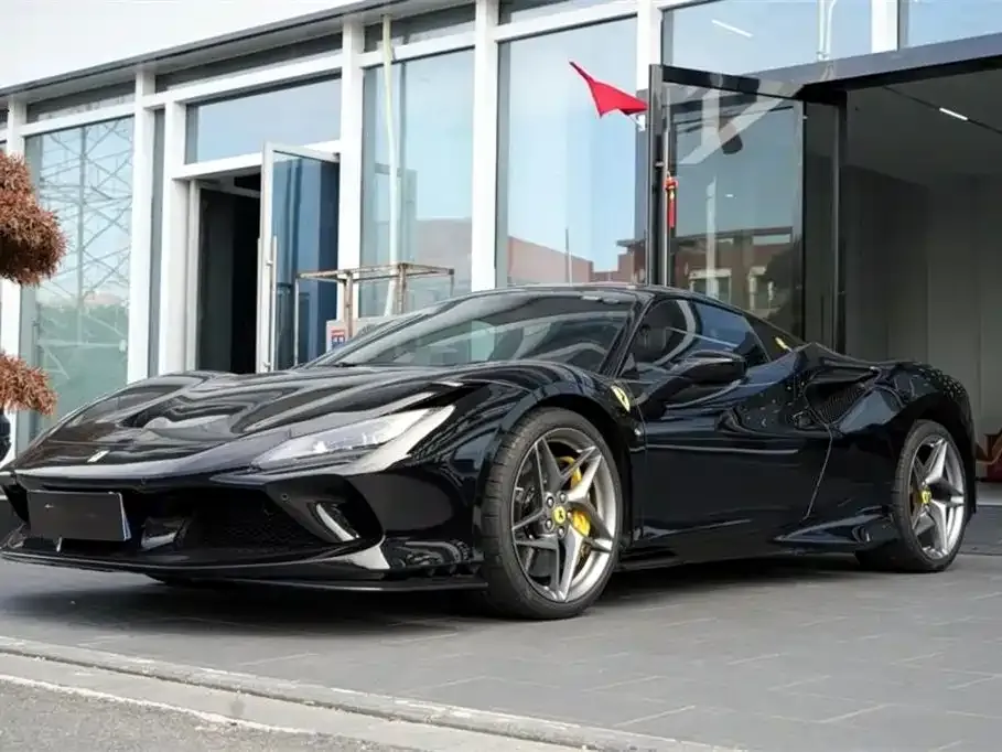 Ferrari F8 — фото 1