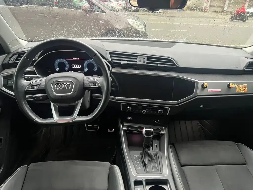 Audi Q3 — фото 2