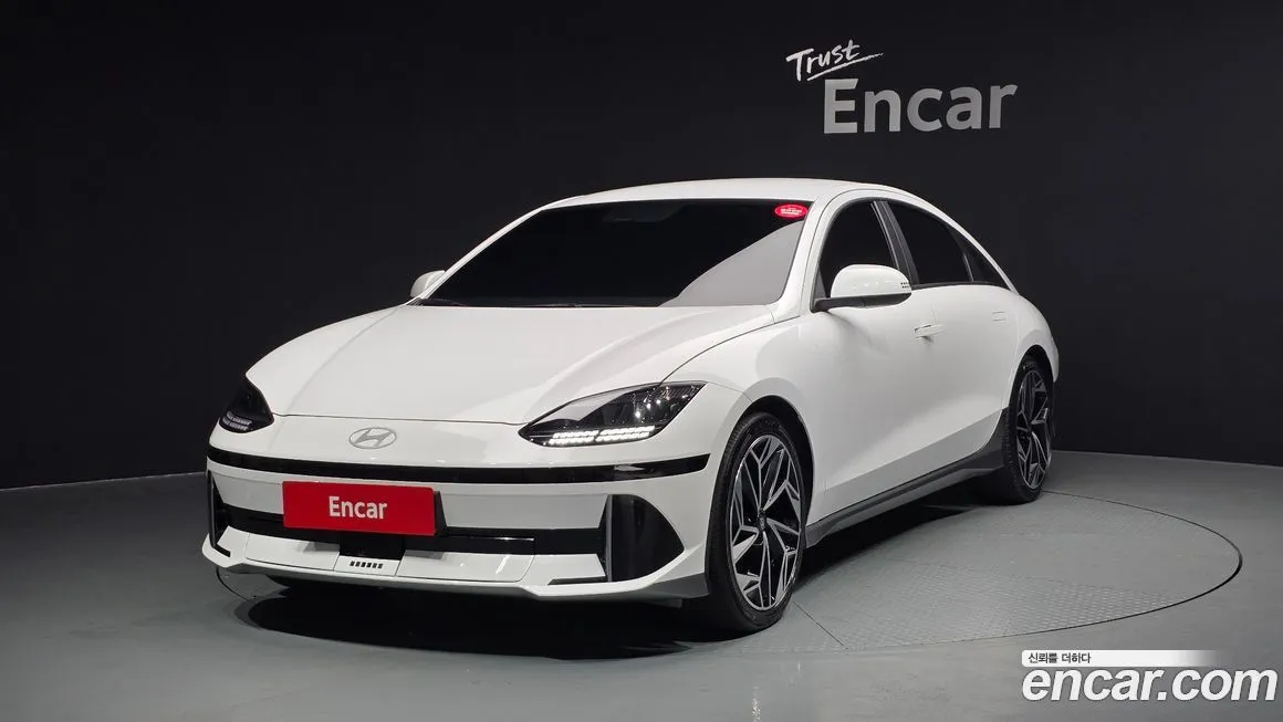 Hyundai Ioniq6 — фото 1