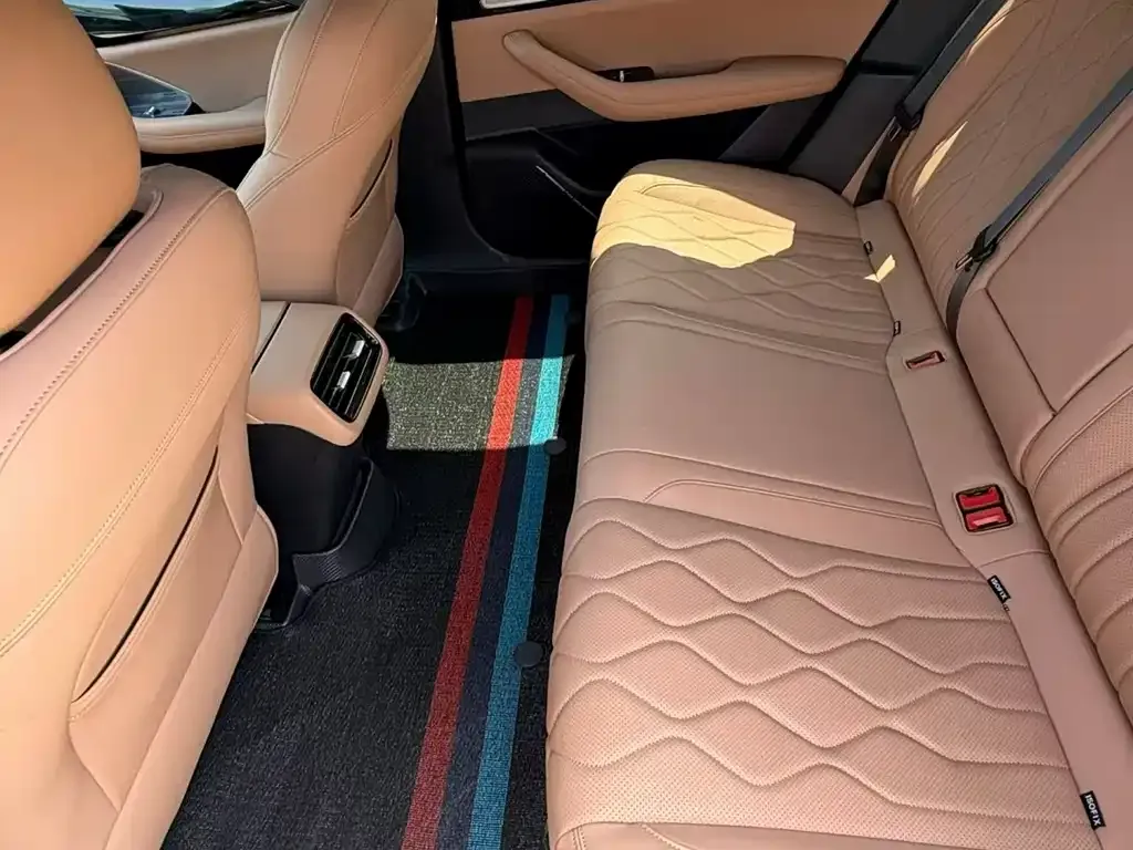Geely Galaxy A7 — фото 3