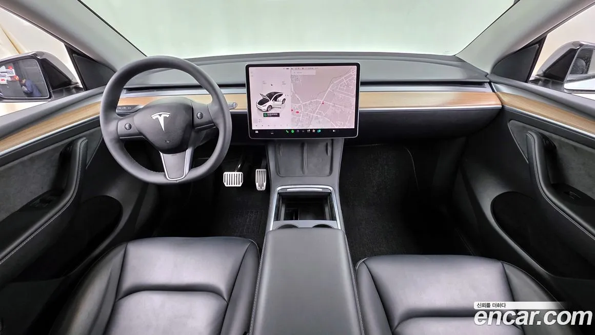 Tesla Model Y — фото 3