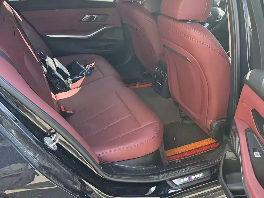 BMW 3 Series — фото 1