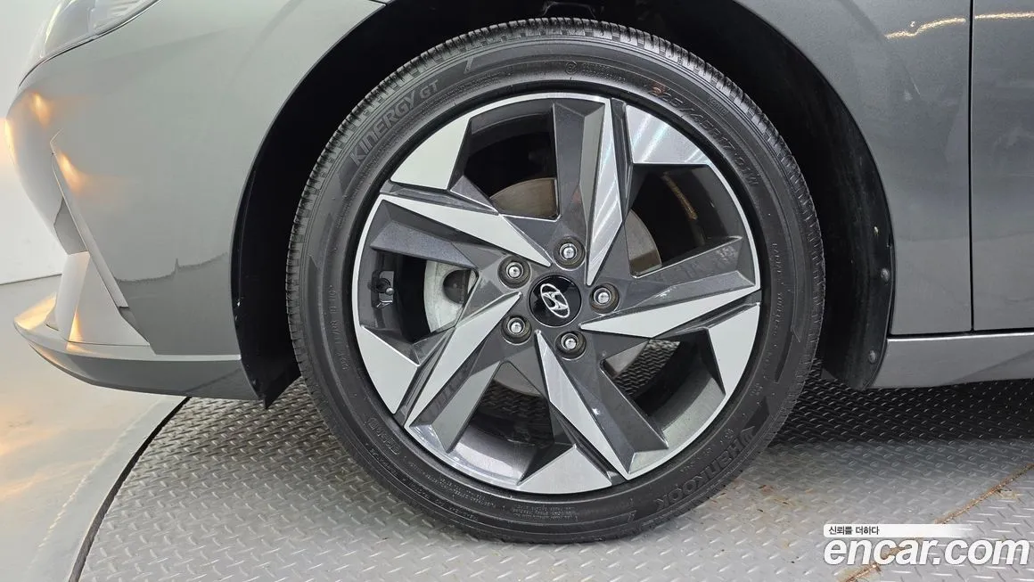 Hyundai AVANTE — фото 8