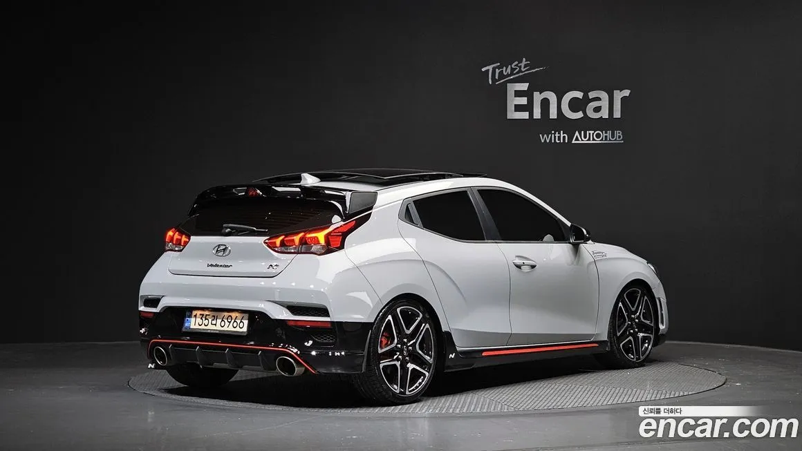 Hyundai Veloster — фото 5
