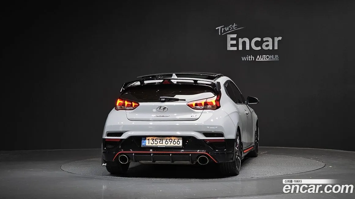 Hyundai Veloster — фото 4