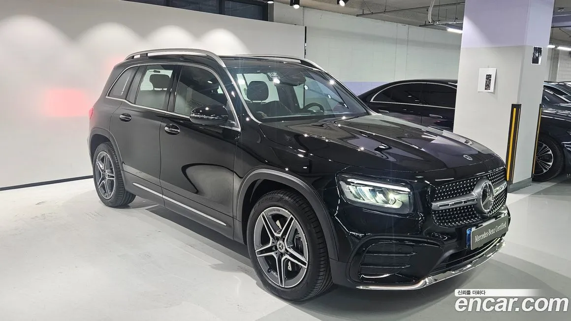 Mercedes-Benz GLB-Class — фото 10