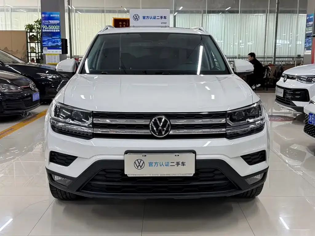 Volkswagen Tharu — фото 7