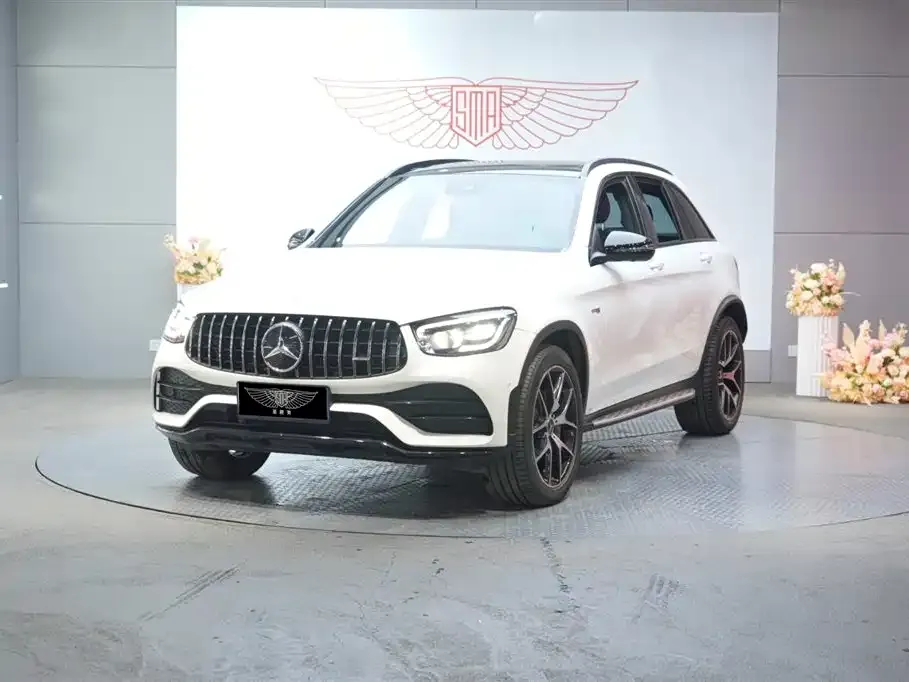 Mercedes-Benz GLC AMG — фото 1