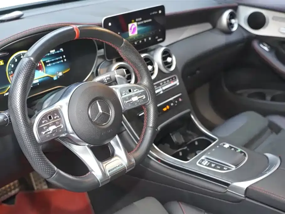 Mercedes-Benz GLC AMG — фото 9