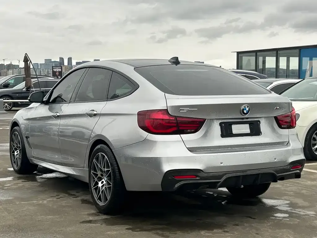 BMW 3 Series GT — фото 2