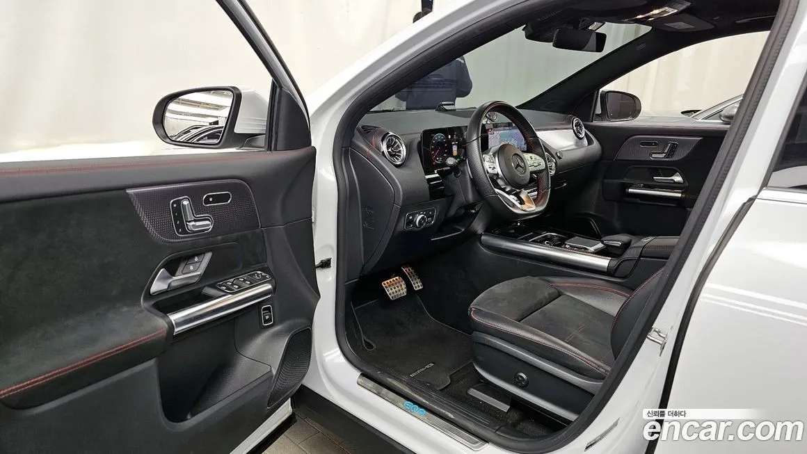 Mercedes-Benz EQA — фото 9