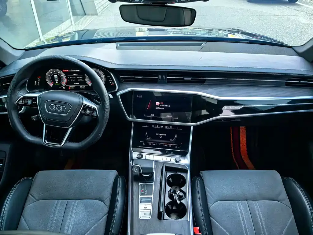 Audi A6L — фото 2