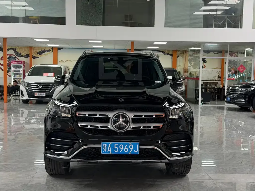 Mercedes-Benz GLS — фото 6