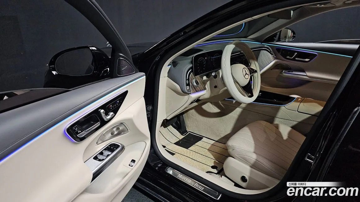 Mercedes-Benz E-Class — фото 7