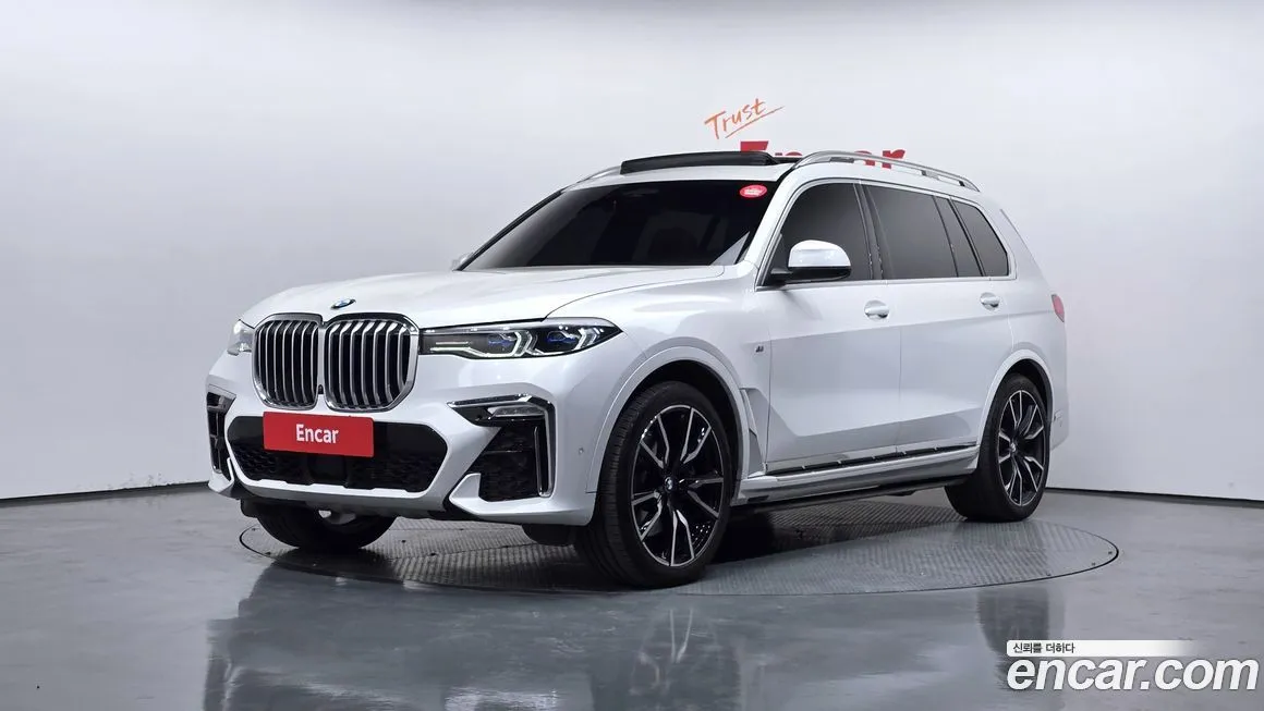 BMW X7 — фото 1