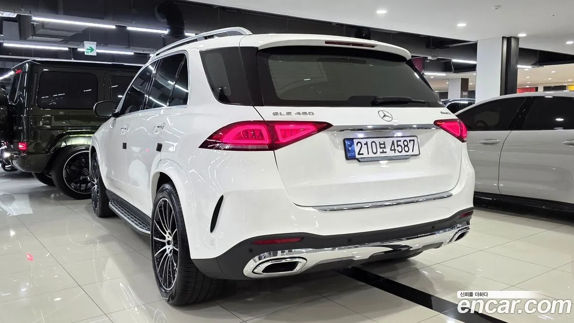 Mercedes-Benz GLE-Class — фото 5