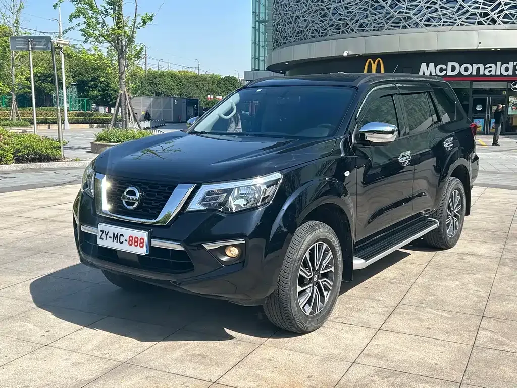 Nissan Terra — фото 1
