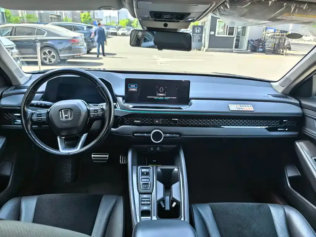 Honda Accord New Energy — фото 9