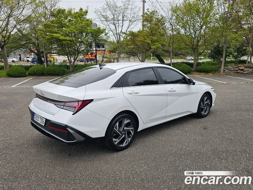 Hyundai AVANTE — фото 9