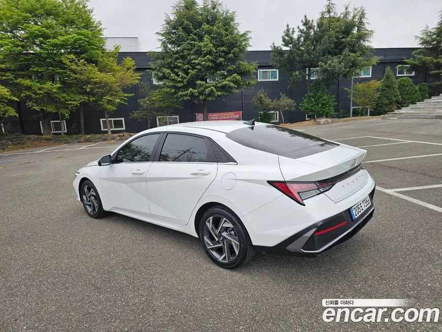 Hyundai AVANTE — фото 8