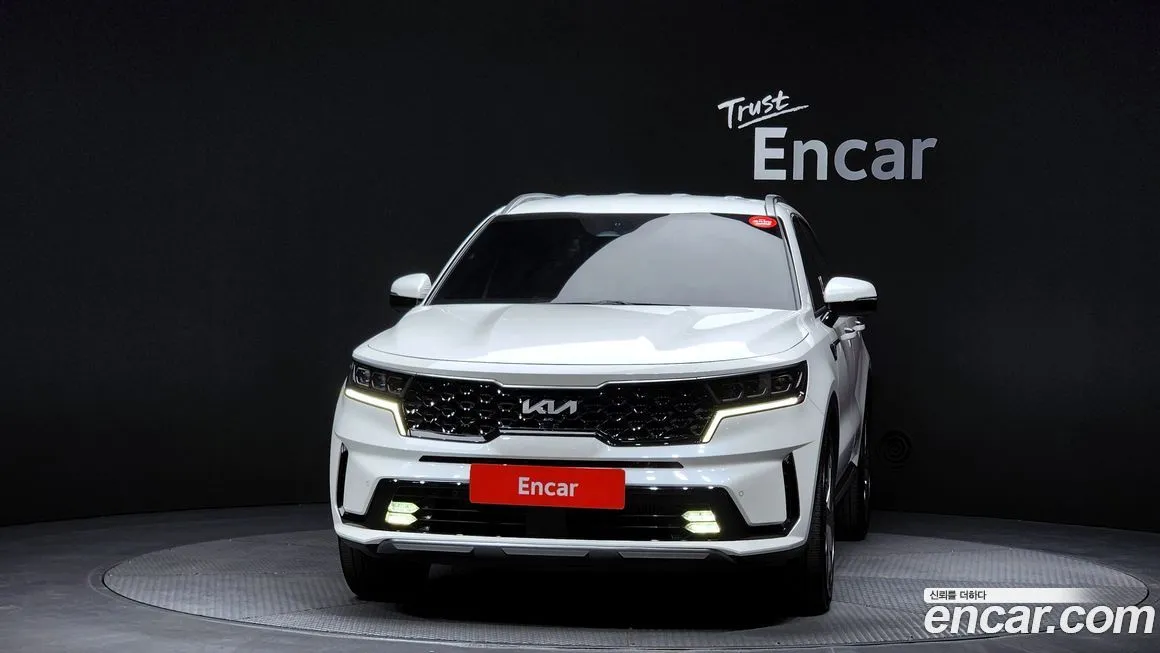 Kia Sorento — фото 7